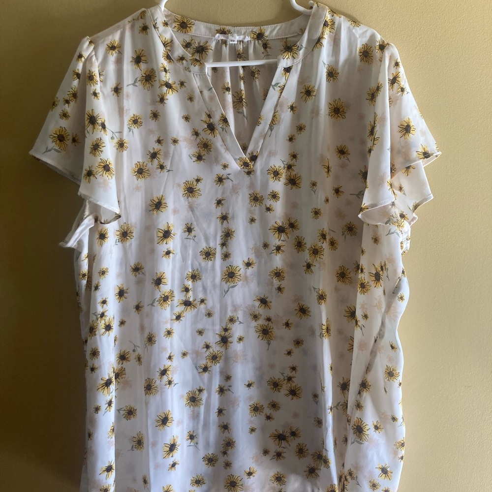 Maurice’s 1X Dressy Top Like New